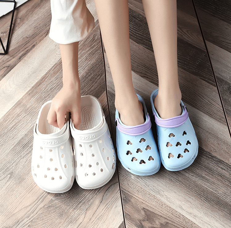 Non-slip Lightweight Thick Bottom Platform Hole Beach Shoes Dual-use Slippers Sandals 