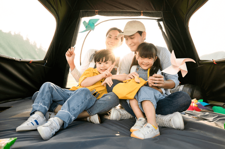 26 墨绿米黄拼色黑胶9（两门两窗）