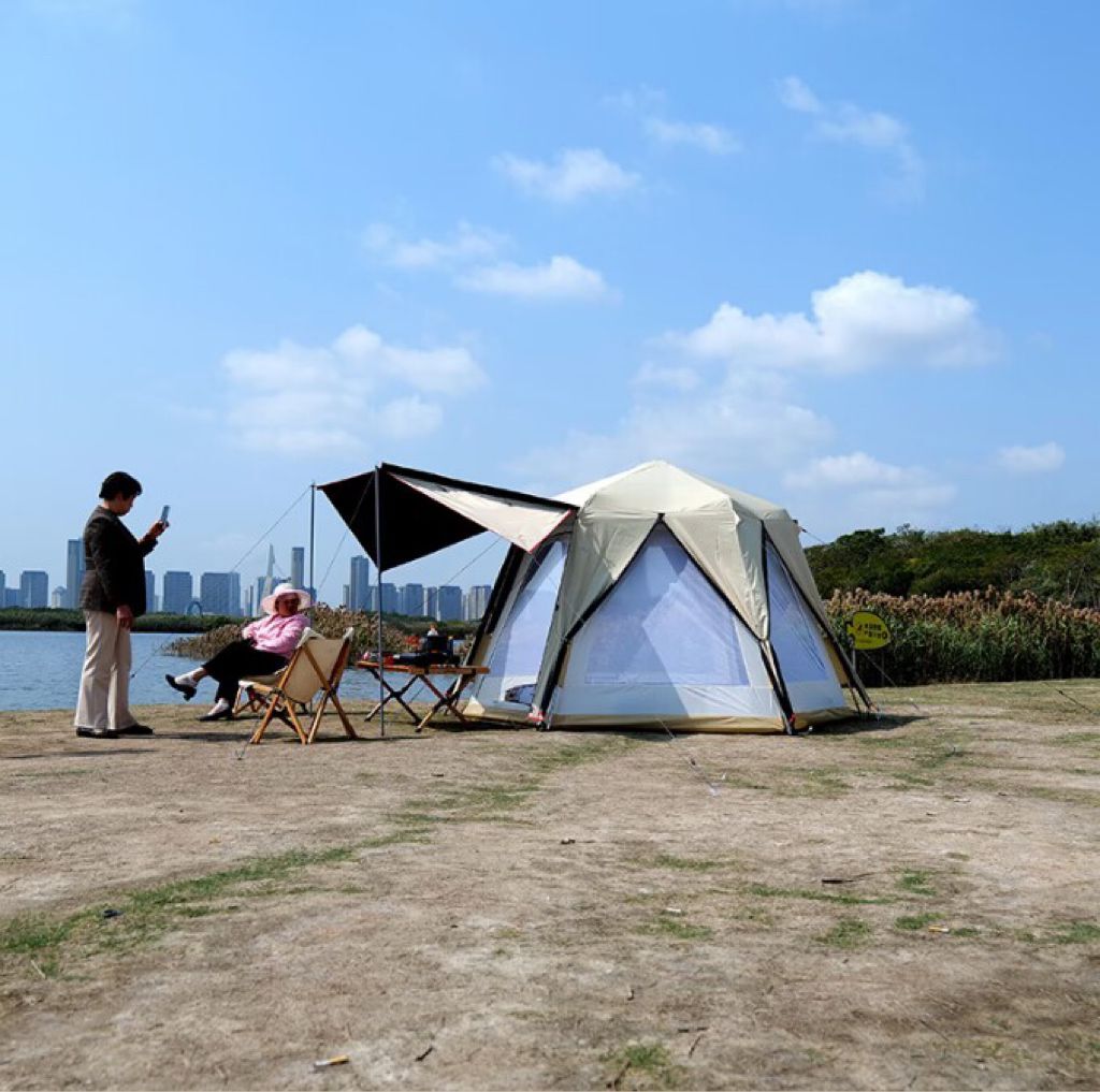 米黄色黑胶不锈钢杆3