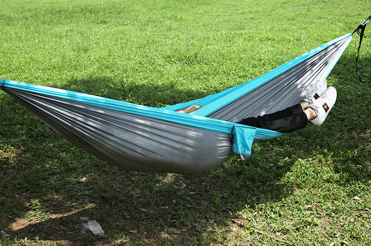 浅灰色拼天蓝色2